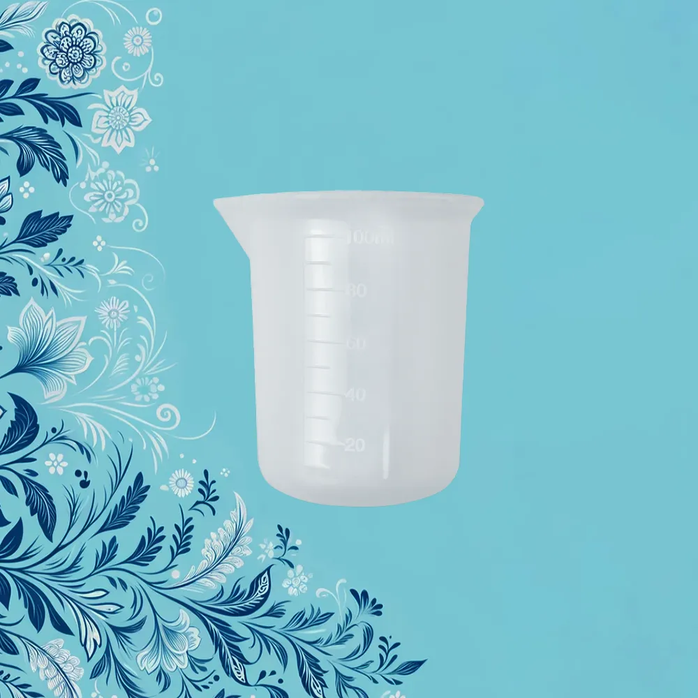 Plastic Beaker | My French Perfume